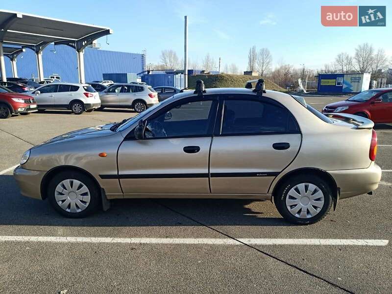 Седан ЗАЗ Lanos 2011 в Киеве