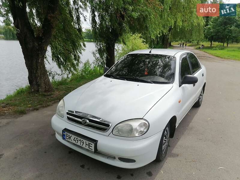 Седан ЗАЗ Lanos 2011 в 