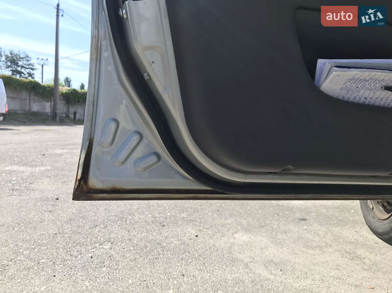 Седан ЗАЗ Lanos 2010 в Киеве