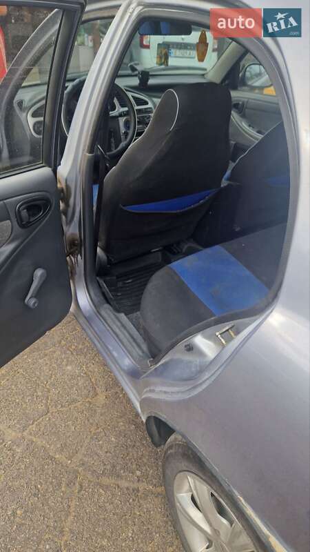 Седан ЗАЗ Lanos 2011 в Днепре