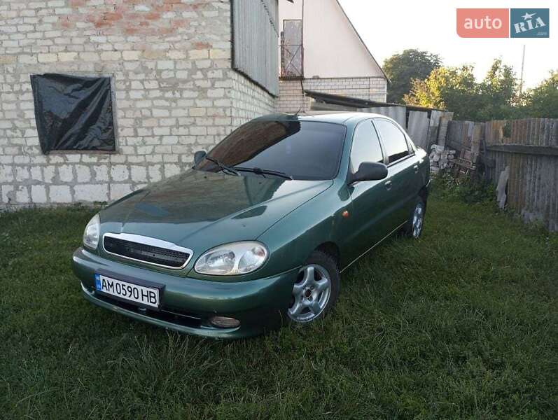 Седан ЗАЗ Lanos 2011 в Попільні