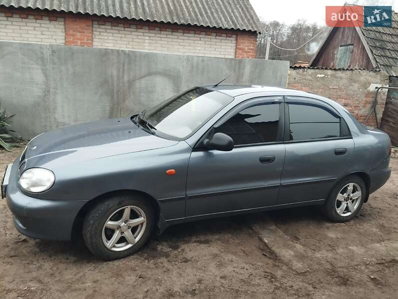 Седан ЗАЗ Lanos 2010 в Изюме