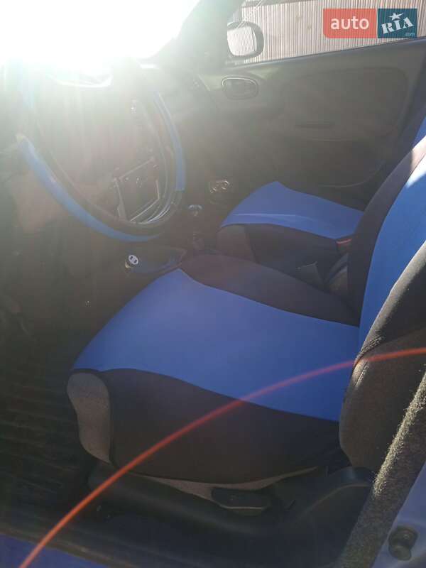 Седан ЗАЗ Lanos 2007 в Черновцах