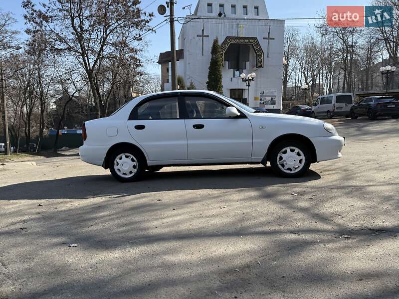 Седан ЗАЗ Lanos 2013 в Киеве