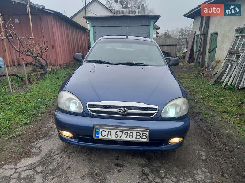 Седан ЗАЗ Lanos 2010 в 