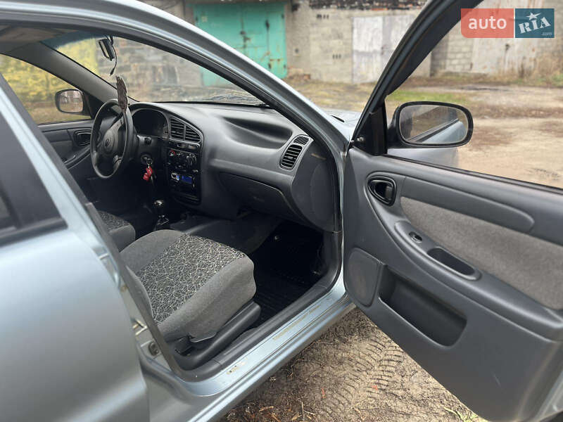 Седан ЗАЗ Lanos 2011 в Балаклее