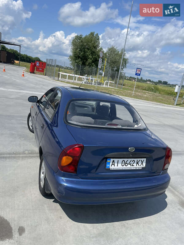 Седан ЗАЗ Lanos 2010 в Києві