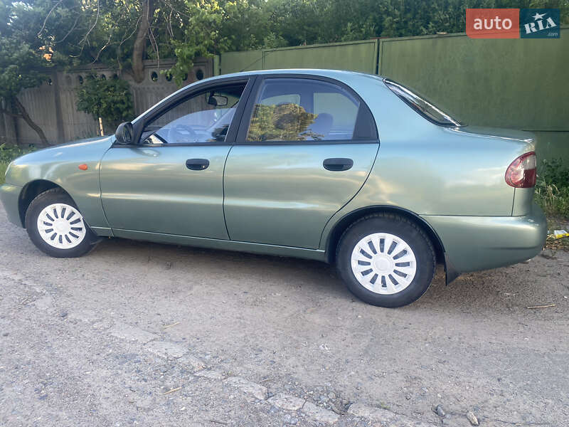 Седан ЗАЗ Lanos 2009 в Києві