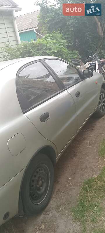 Седан ЗАЗ Lanos 2010 в Киеве