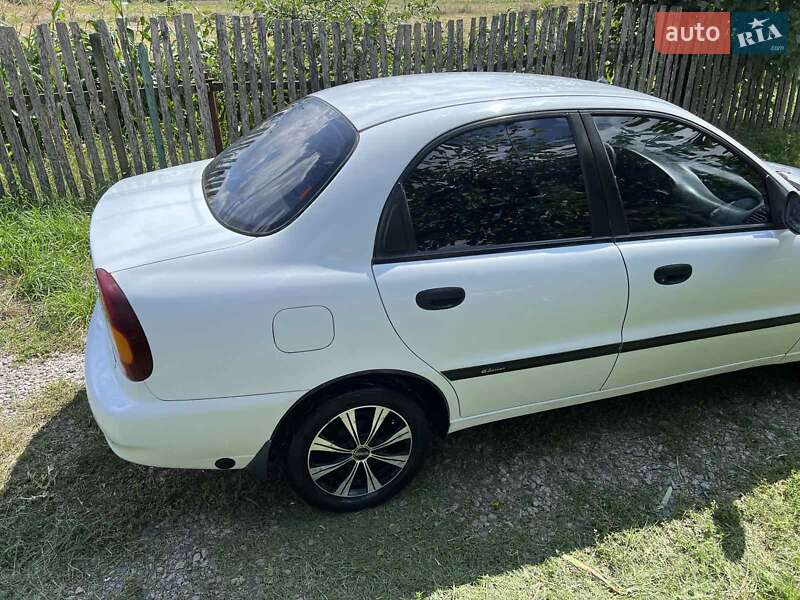 Седан ЗАЗ Lanos 2011 в Києві