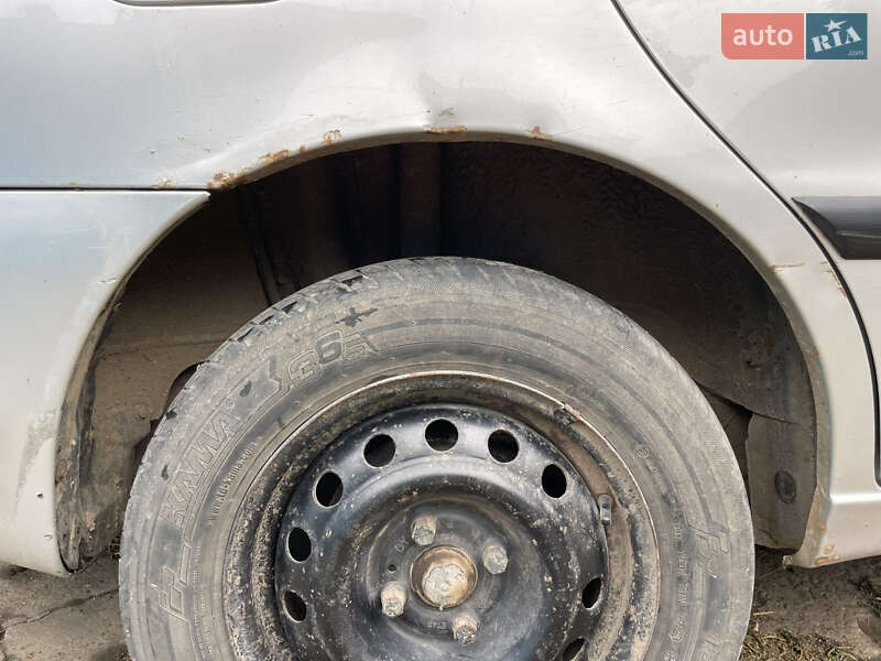 Седан ЗАЗ Lanos 2008 в Цебрикове