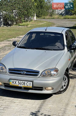 Седан ЗАЗ Lanos 2011 в 