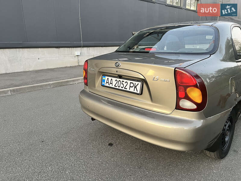 Седан ЗАЗ Lanos 2011 в Киеве