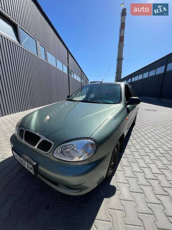 Седан ЗАЗ Lanos 2009 в Дніпрі