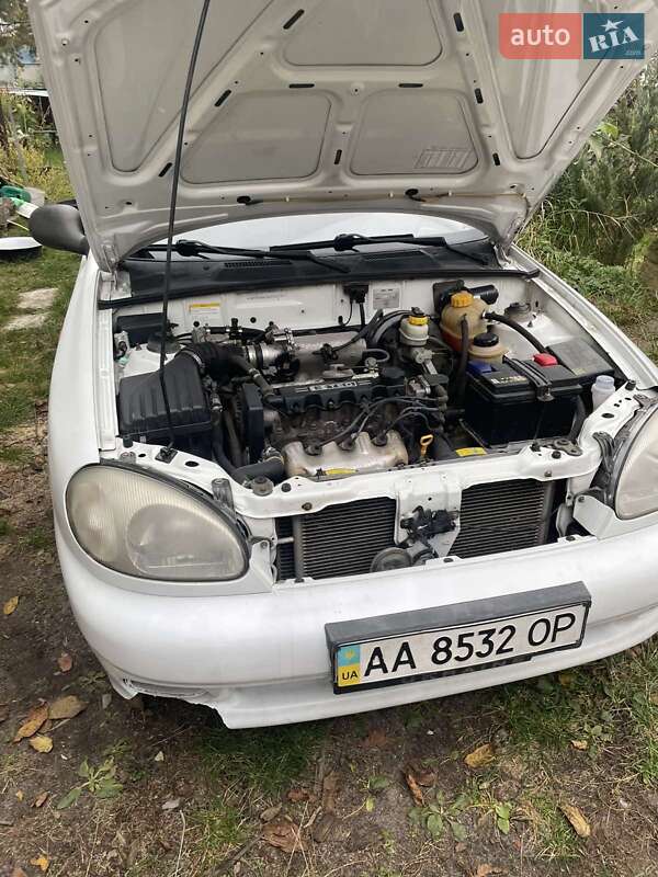 Седан ЗАЗ Lanos 2010 в Киеве