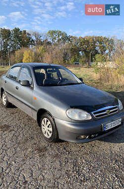 Седан ЗАЗ Lanos 2009 в Карловке