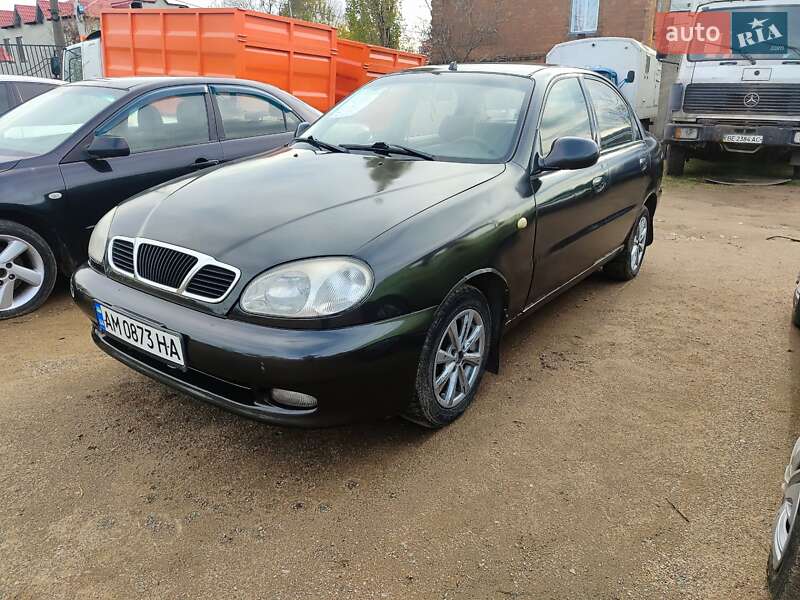 Седан ЗАЗ Lanos 2011 в Первомайске