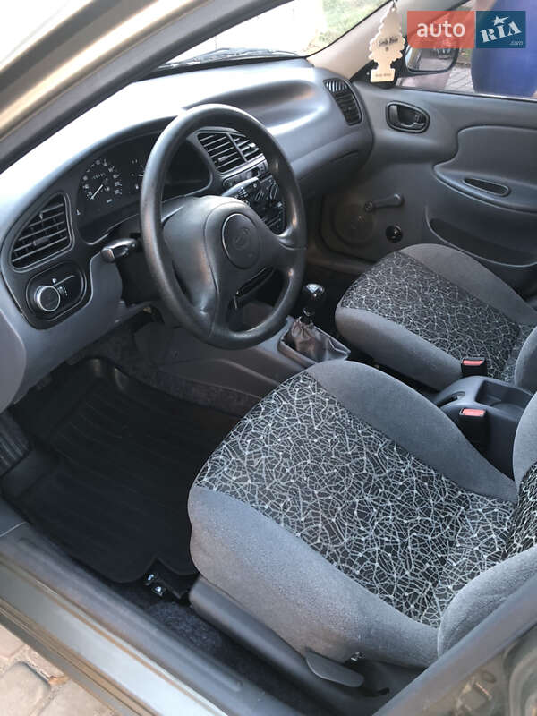 Седан ЗАЗ Lanos 2011 в Тернополе