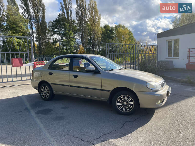 Седан ЗАЗ Lanos 2015 в Житомире