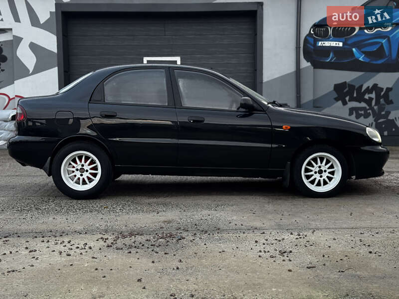 Седан ЗАЗ Lanos 2009 в Житомире