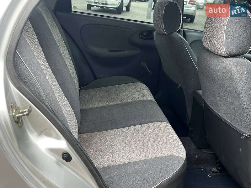 Седан ЗАЗ Lanos 2007 в Днепре