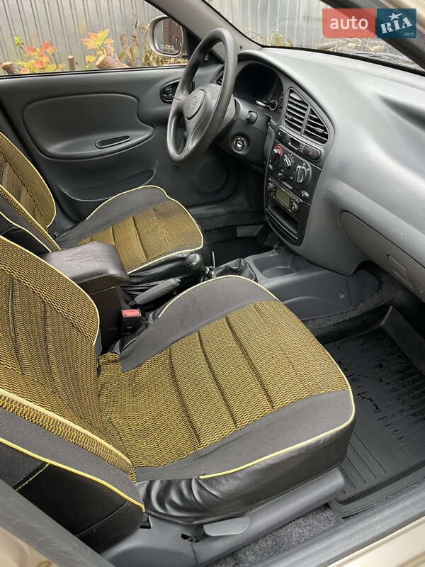 Хэтчбек ЗАЗ Lanos 2013 в Киеве