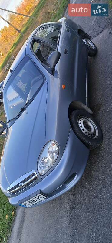 Седан ЗАЗ Lanos 2010 в Киеве