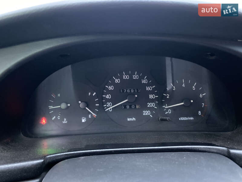 Седан ЗАЗ Lanos 2011 в Днепре