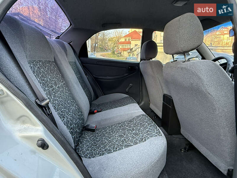 Седан ЗАЗ Lanos 2010 в Львові