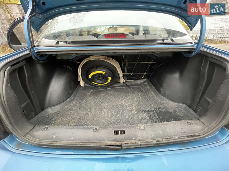 Седан ЗАЗ Lanos 2011 в Кам'янському