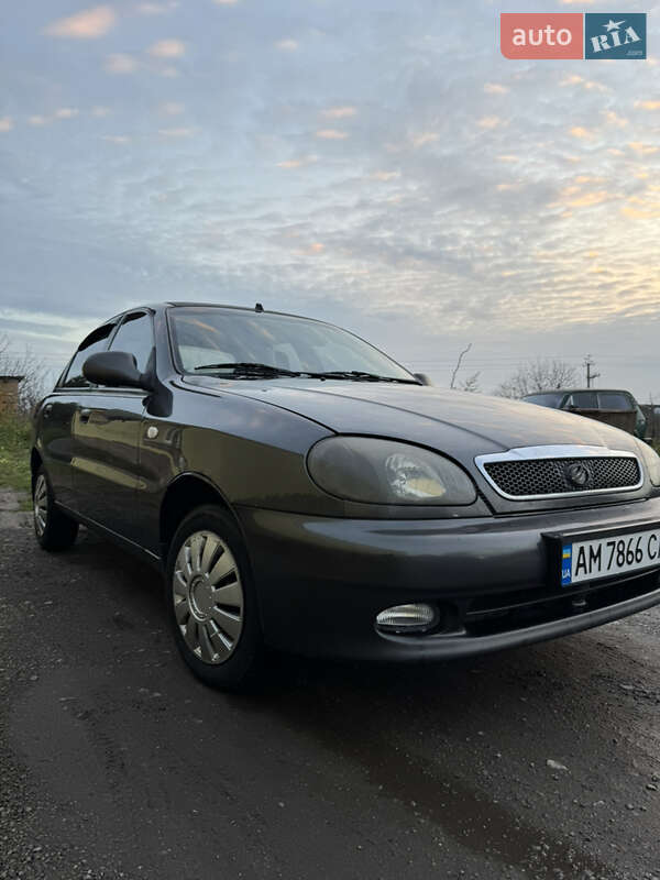 Седан ЗАЗ Lanos 2013 в Любаре