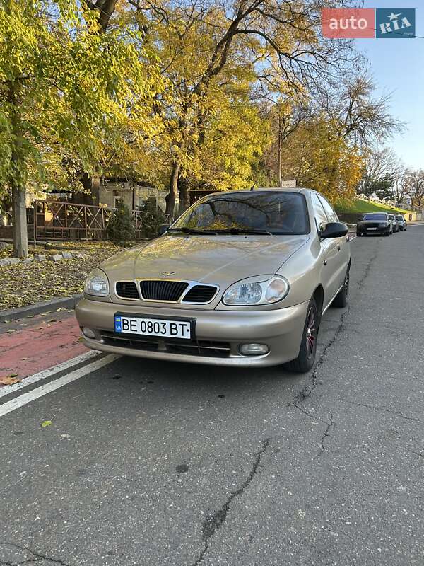 Седан ЗАЗ Lanos 2008 в Николаеве