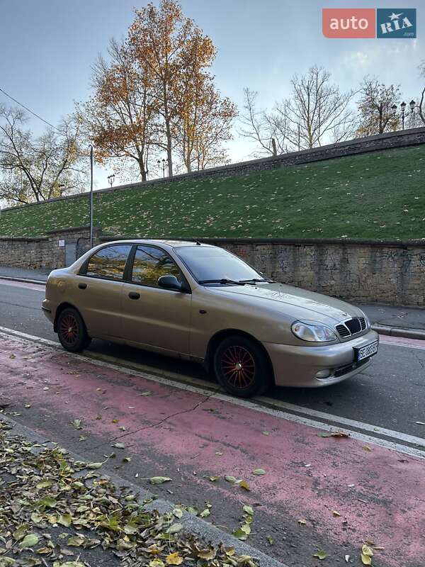 Седан ЗАЗ Lanos 2008 в Николаеве