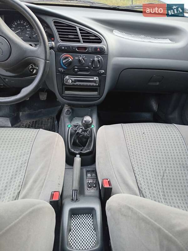 Седан ЗАЗ Lanos 2011 в Харкові