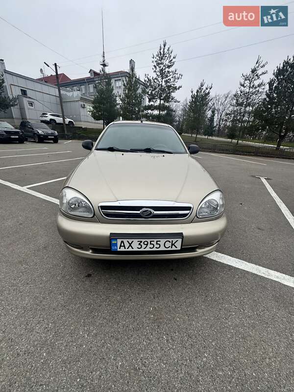 Седан ЗАЗ Lanos 2011 в Зміїві