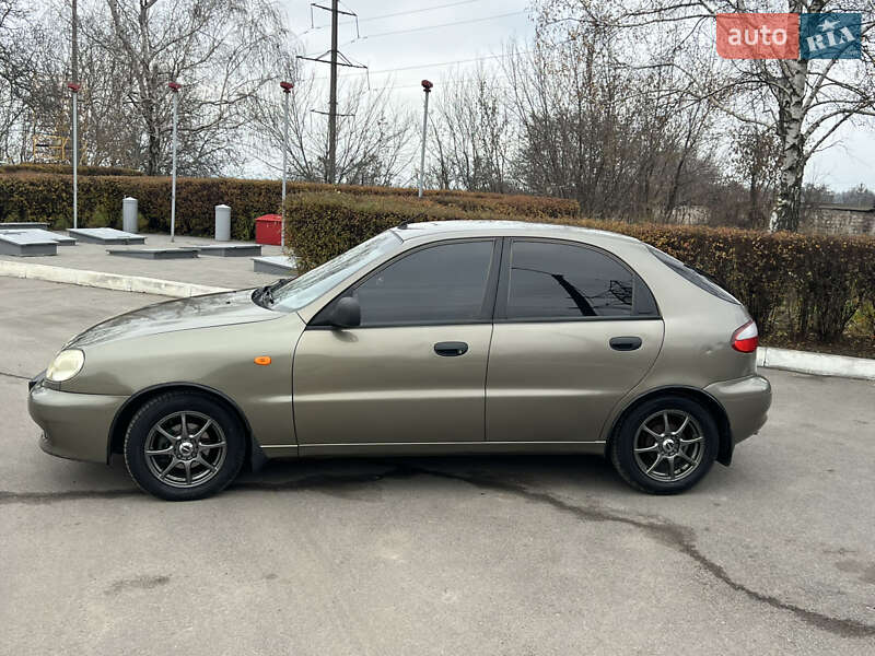 Хэтчбек ЗАЗ Lanos 2011 в Каменском