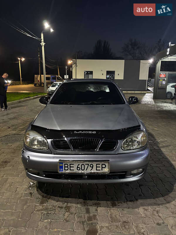 Седан ЗАЗ Lanos 2010 в Николаеве