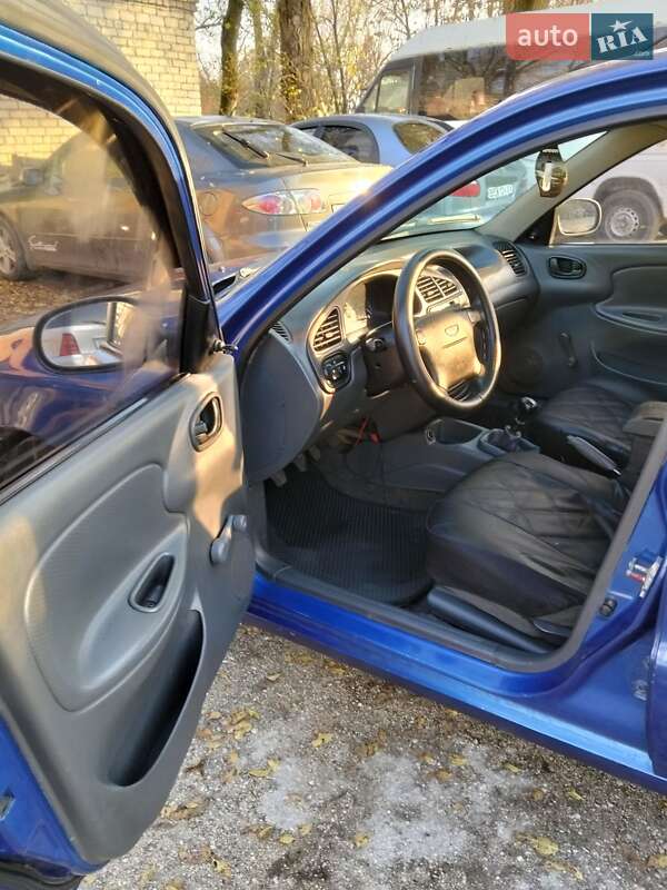 Седан ЗАЗ Lanos 2009 в Николаеве