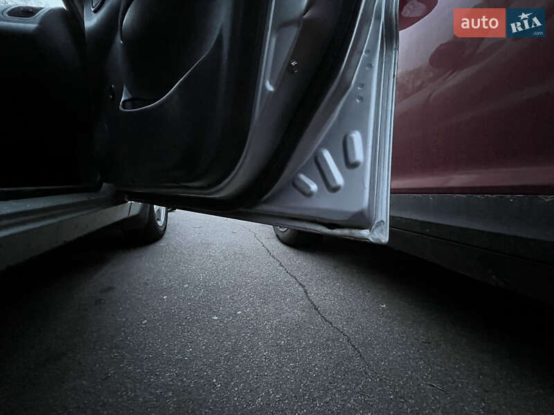 Седан ЗАЗ Lanos 2007 в Киеве