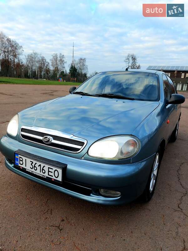 Седан ЗАЗ Lanos 2011 в Тростянце