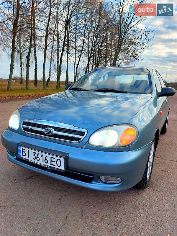 Седан ЗАЗ Lanos 2011 в Тростянце