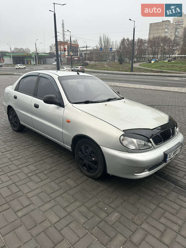 Седан ЗАЗ Lanos 2010 в Днепре