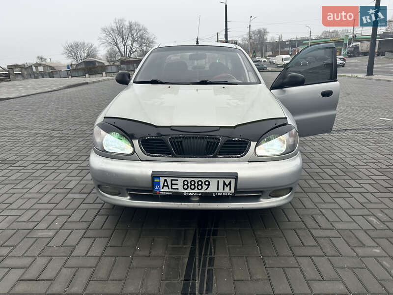 Седан ЗАЗ Lanos 2010 в Днепре