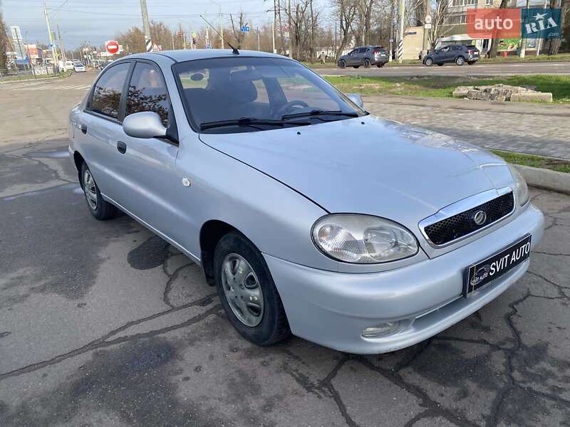 Седан ЗАЗ Lanos 2013 в Николаеве