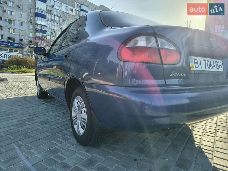 Седан ЗАЗ Lanos 2010 в Горішніх Плавнях