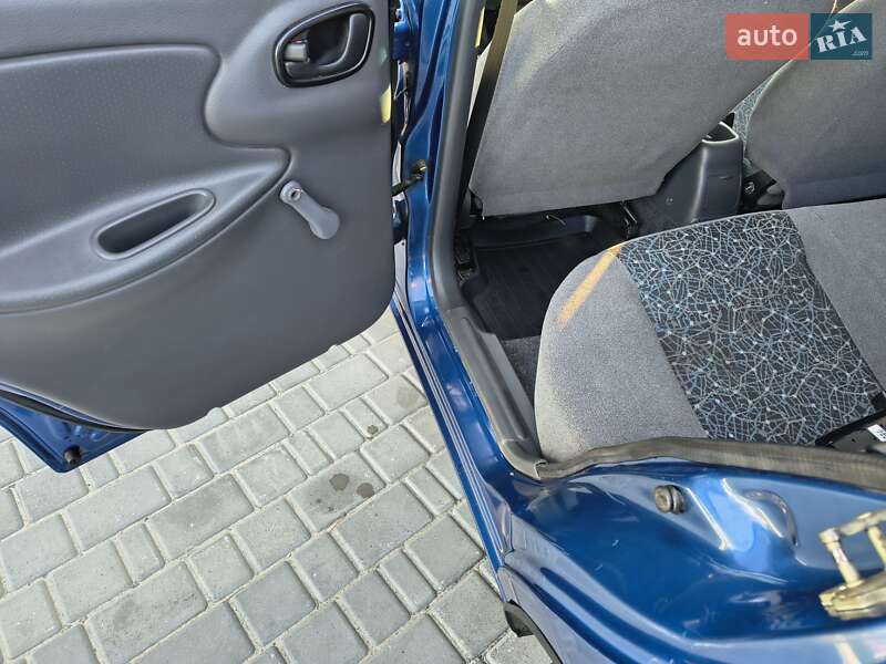 Седан ЗАЗ Lanos 2010 в Горішніх Плавнях