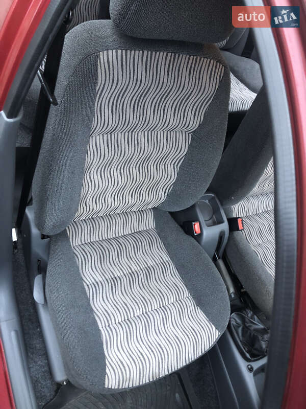 Хетчбек ЗАЗ Lanos 2012 в Івано-Франківську