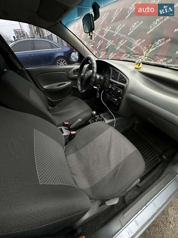 Седан ЗАЗ Lanos 2010 в Сумах