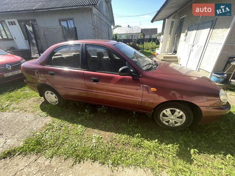 Седан ЗАЗ Lanos 2011 в Калуше