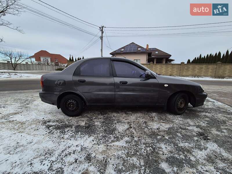 Седан ЗАЗ Lanos 2012 в Ровно